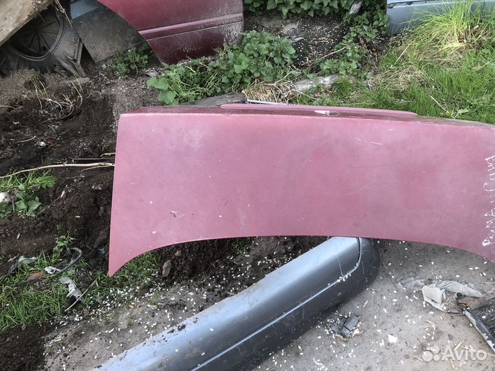 Дверь Мерседес 202
