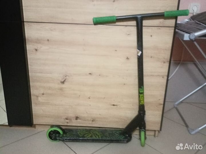 Трюковой самокат