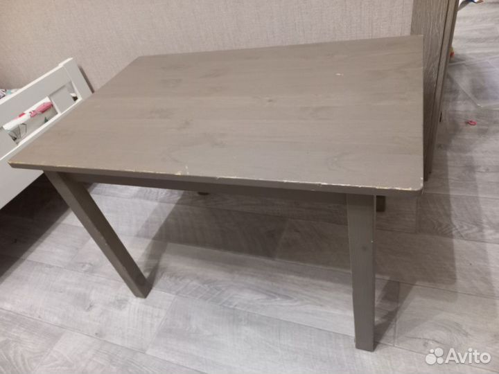 Детский стол и стул IKEA sundvik