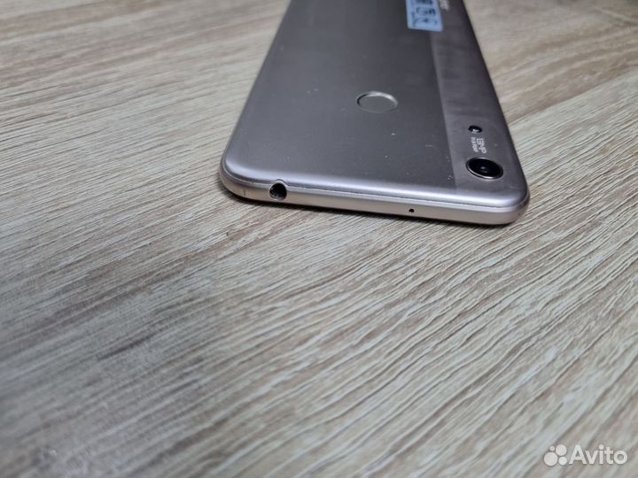HONOR 8A, 2/32 ГБ