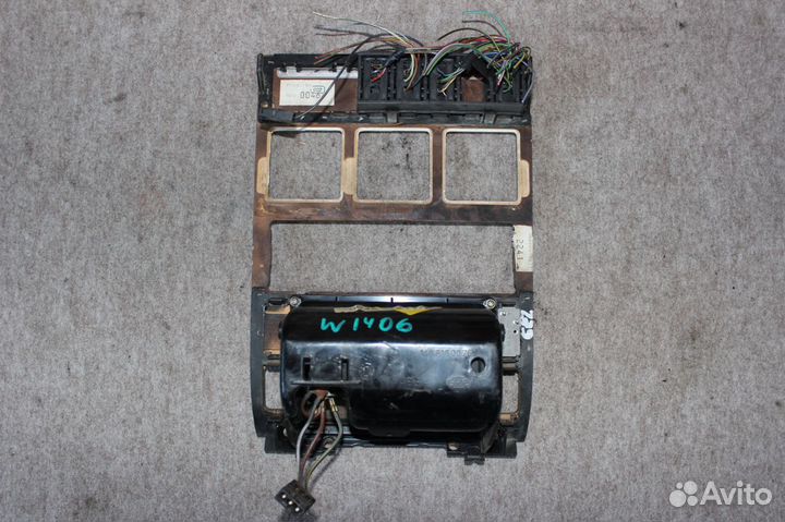 Накладка центральной консоли Mercedes S-Class W140