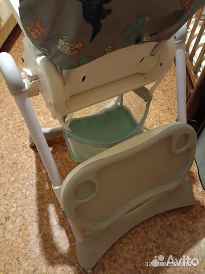 Стульчик для кормления babyton