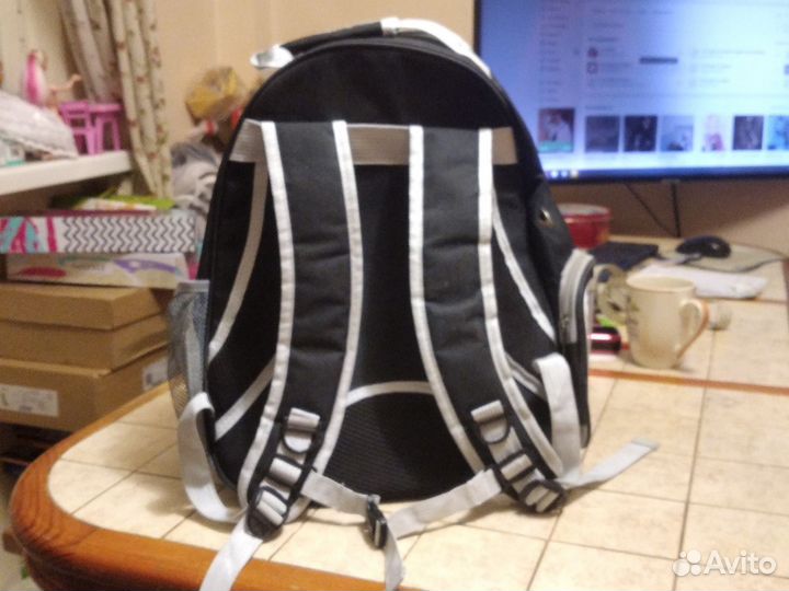 Переноска-рюкзак для собак и кошек