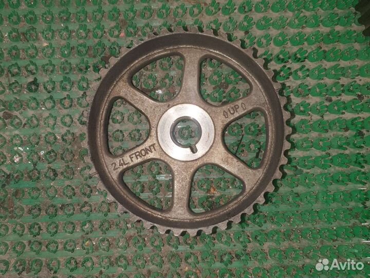 Шкив шестерня распредвала Крайслер Вояджер 2,4