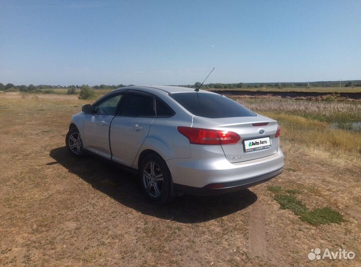Ford Focus 1.6 AMT, 2016, 99 500 км