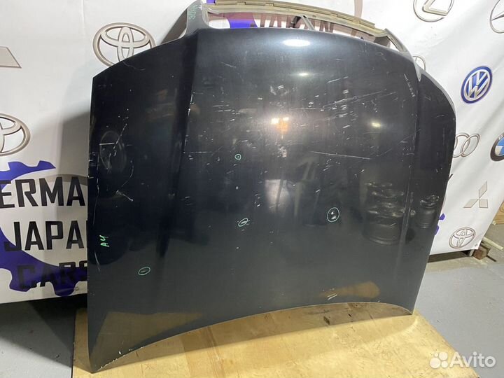 Черный капот Audi A4 B6