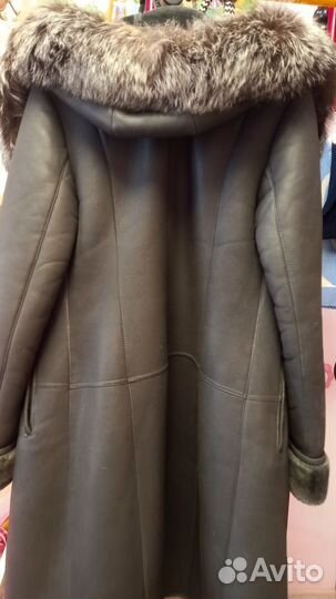 Дубленка натуральная женская с капюшоном