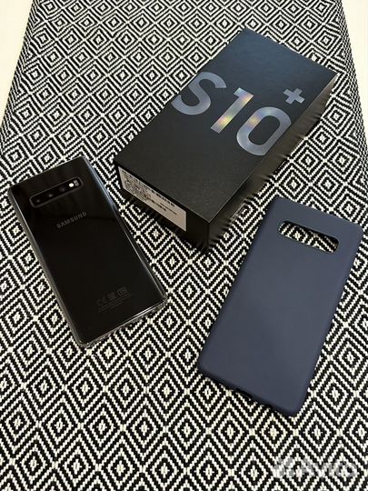 Samsung Galaxy S10+, 8/128 ГБ