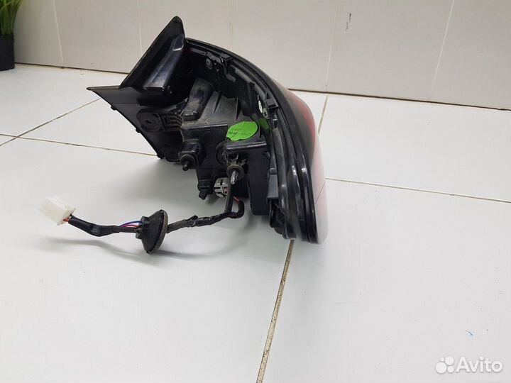 Фонарь задний левый наружный (Geely Coolray)