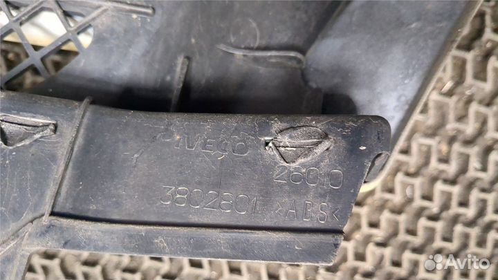 Решетка радиатора Iveco Daily 4, 2009