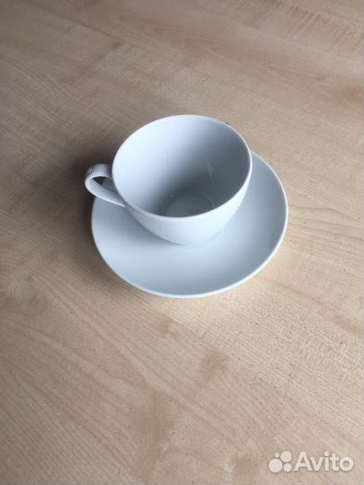 Тарелки и чашки IKEA