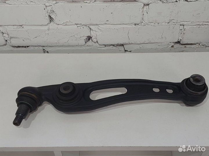 Рычаг несущий передний левый Land Rover Vogue L405