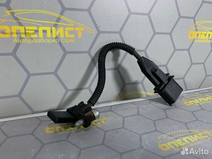 Датчик коленвала Opel Astra H Z18XER