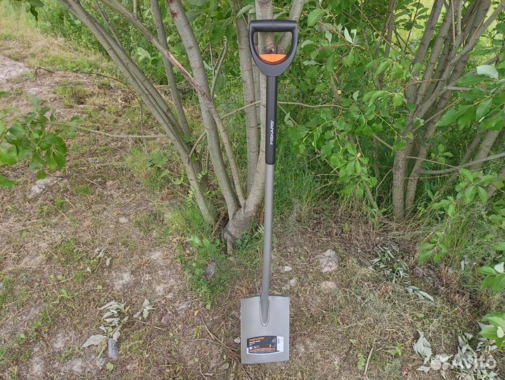 Лопата штыковая телескоп. SmartFit Fiskars