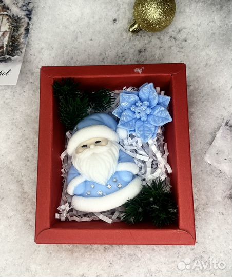 Новогодние подарки из мыла в ярких коробочках