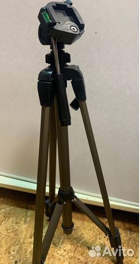 Штатив для фотоаппарата