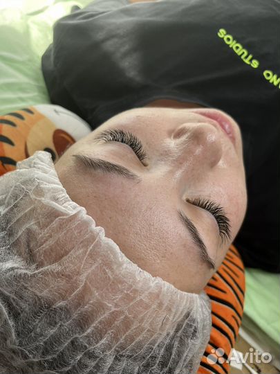 Наращивание ресниц