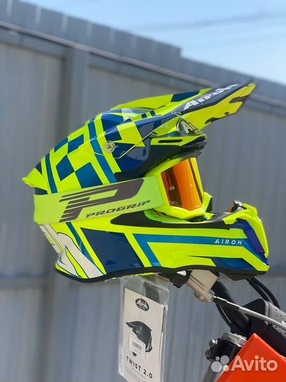 Кроссовый шлем Airoh Twist 2.0 тс21