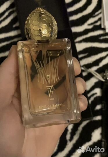 777 Stephane Humbert Lucas