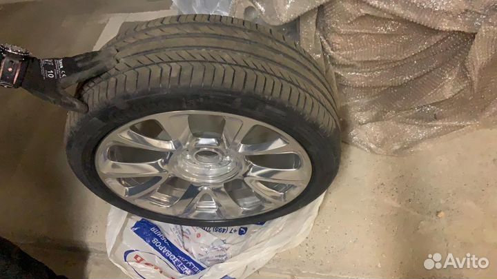 Новые летние колёса R21 Rolls-Royce Wraith/Ghost