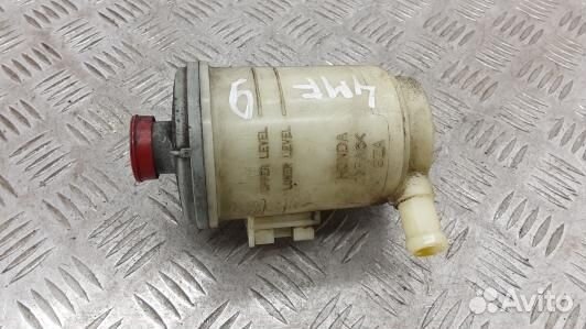 Бачок гу honda pilot 2 (4MF09NO01)