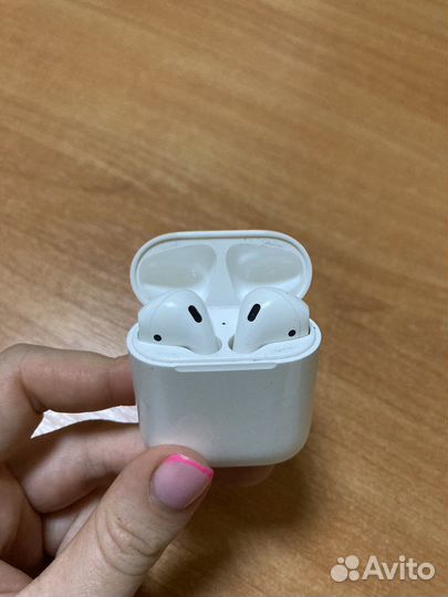 Беспроводные наушники apple airpods 1-го поколения