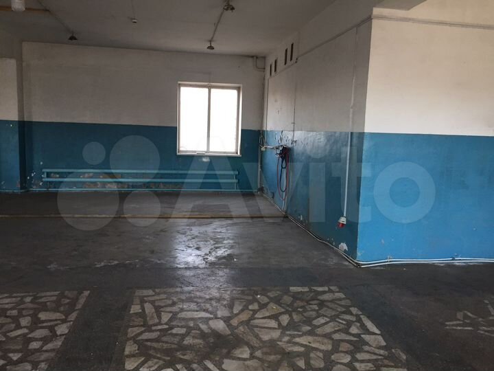 Склад, 196 м²