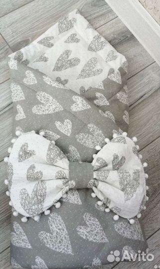 Комплект на выписку весна -лето новый