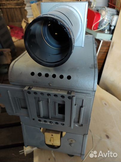 Диапроекторы времен СССР