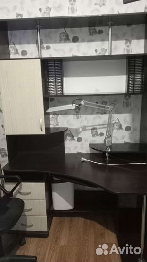 Компьютерный стол