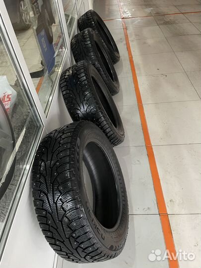 Nokian Tyres Hakkapeliitta 5 SUV 225/60 R18 104T