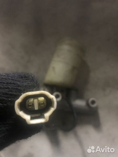 Главный тормозной цилиндр Suzuki Jimny JA11V 1984