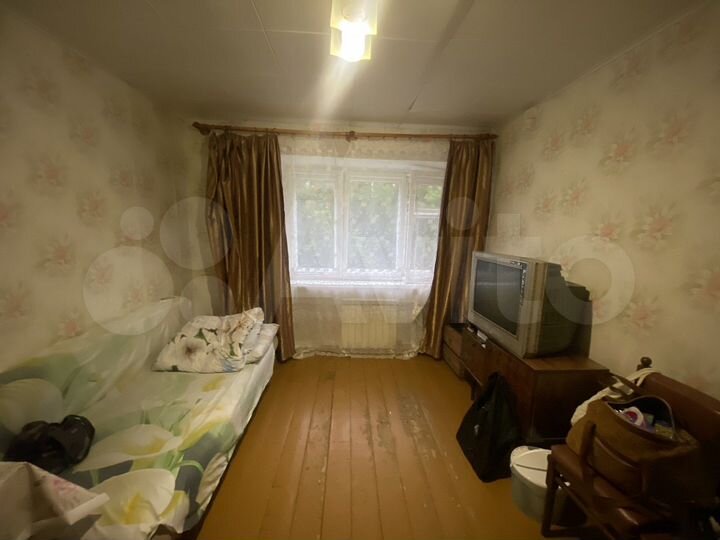 Комната 13,3 м² в 1-к., 2/5 эт.