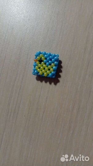 Фигурка из бисера