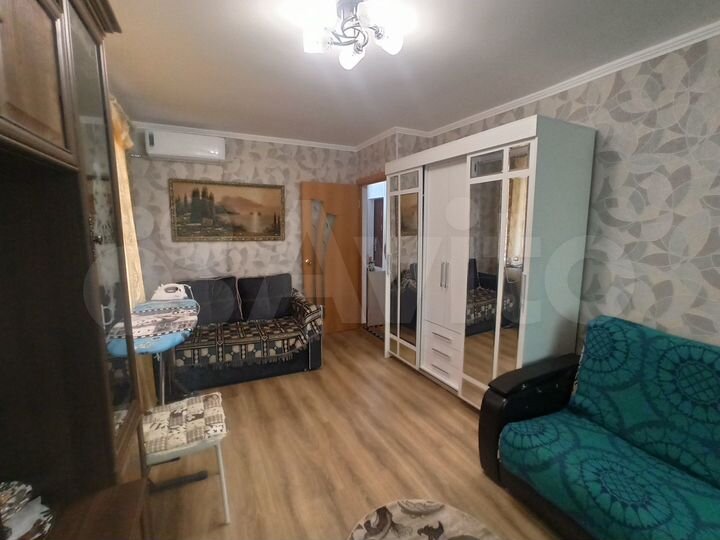 2-к. квартира, 43 м², 1/2 эт.