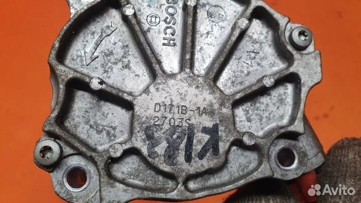 Вакуумный насос Land Rover Freelander LR2 2.2 2007