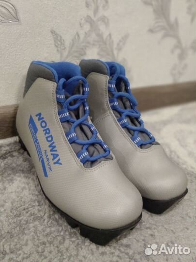 Ботинки для беговых лыж детские