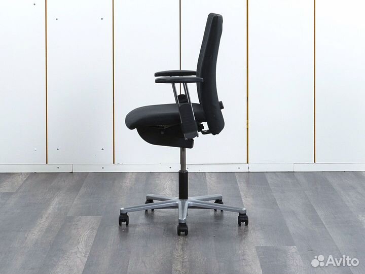 Офисное кресло для персонала Haworth Comforto Hawo