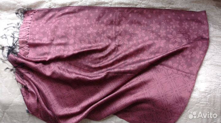 Палантин шелковистый