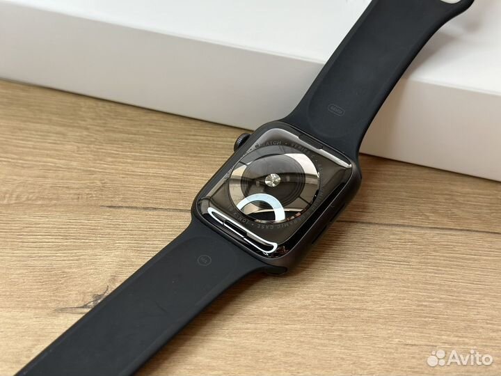 Apple Watch Series 5 44mm Space Gray