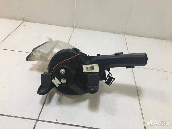 Моторчик отопителя Citroen C4 Picasso UD