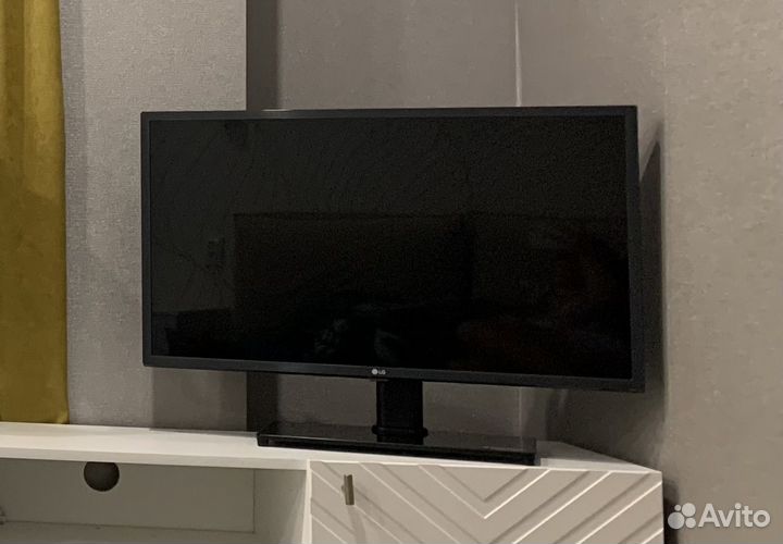 Кронштейн для телевизора