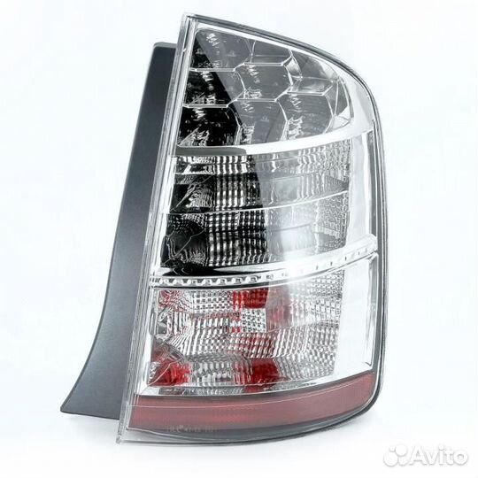 Фонарь задний правый toyota prius 2006-2009