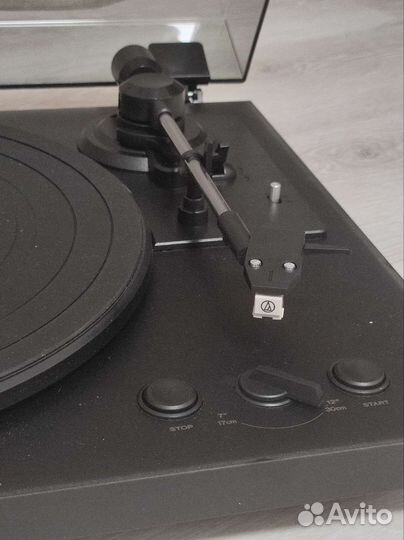 Виниловый проигрыватель teac