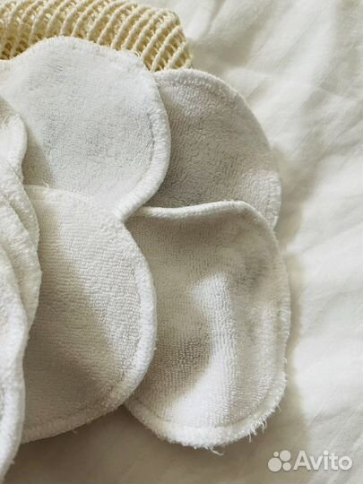 Щетка массажная и хлопковые диски hm набором