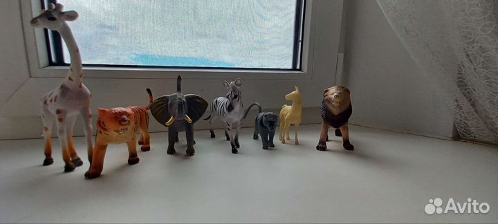 Набор фигурок животных