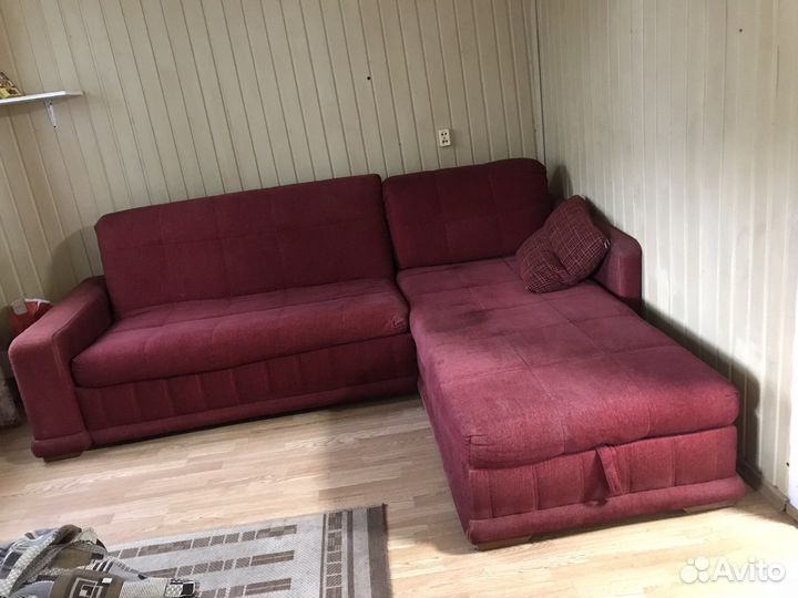 Угловой диван