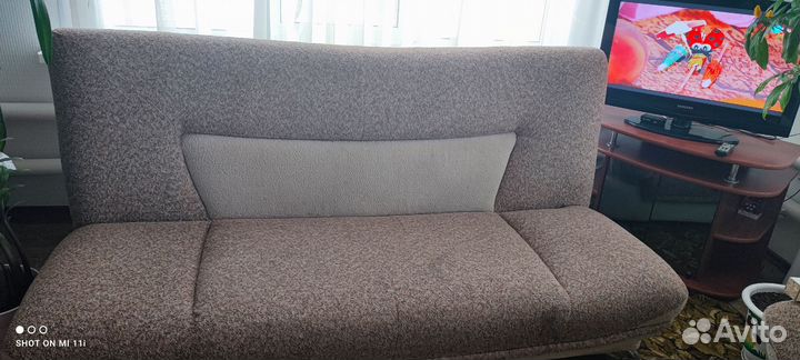 Диван и кресло бу
