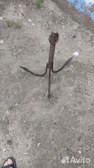 Якорь для лодки