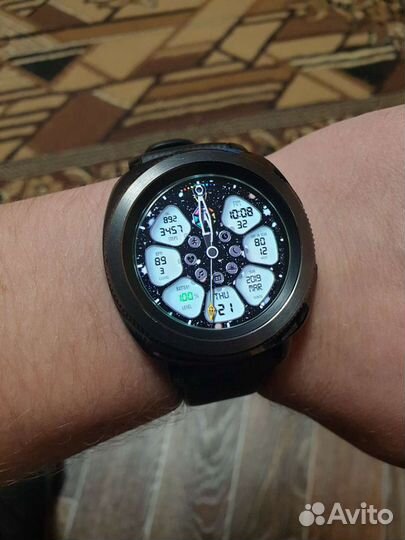 Часы Samsung gear sport